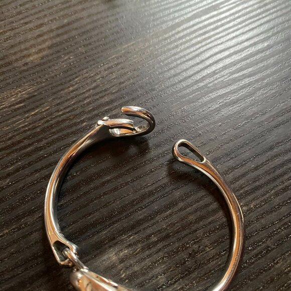 🕒 Gucci Horsebit 103 sliver metal Ladies Watch Regular size 🕒 - Picture 3 of 6